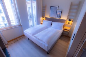 Habitació estàndard, 1 llit de matrimoni | Roba de llit hipoal·lergògena i caixa forta a l'habitació 