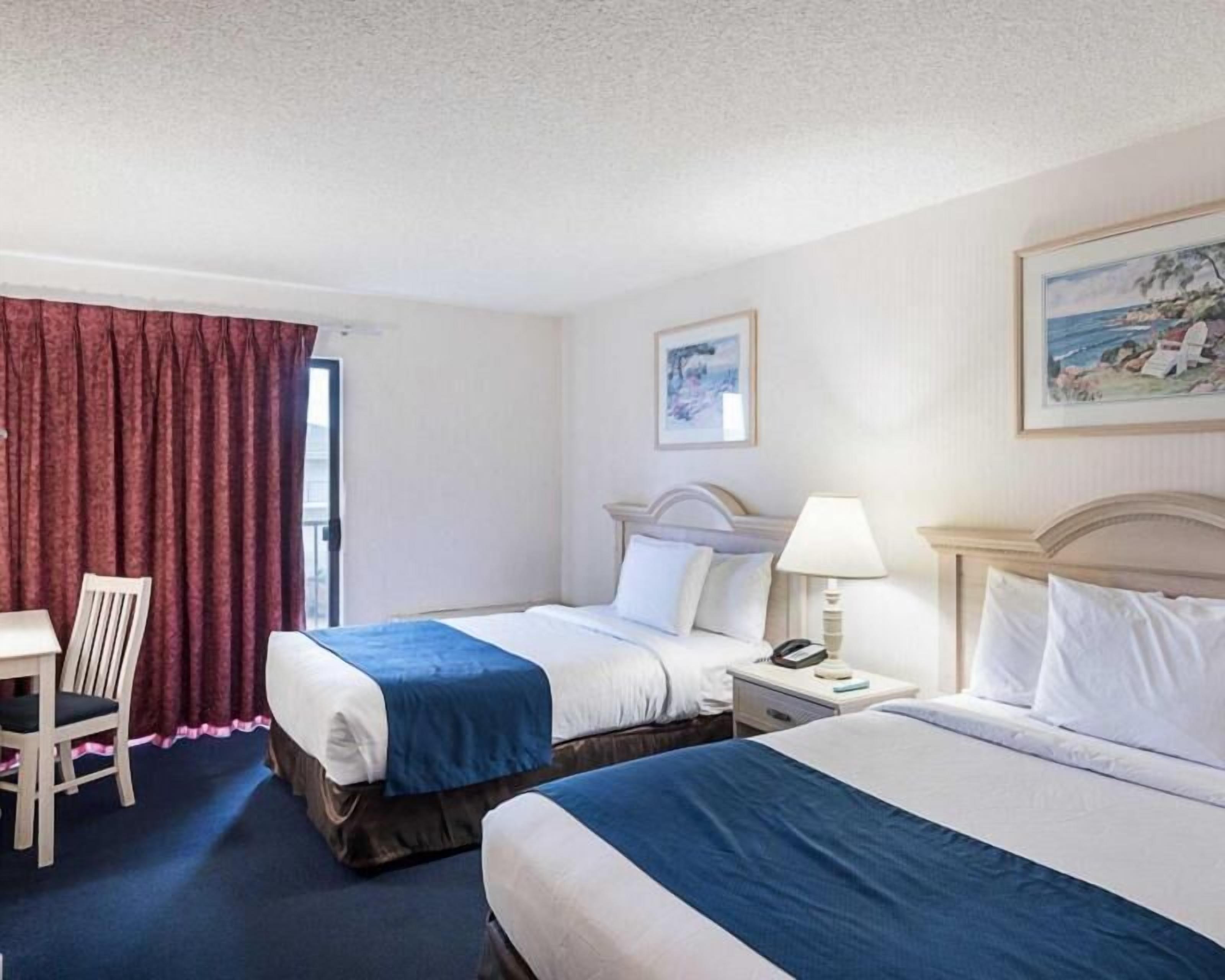 Desk, free cribs/infant beds, rollaway beds, free WiFi