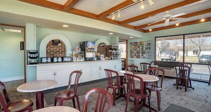 Econo Lodge Inn & Suites Rehoboth Beach