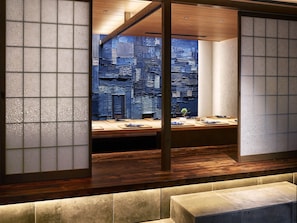 4 restaurants; breakfast, lunch, and dinner served - Hilton Tokyo (Tokyo)