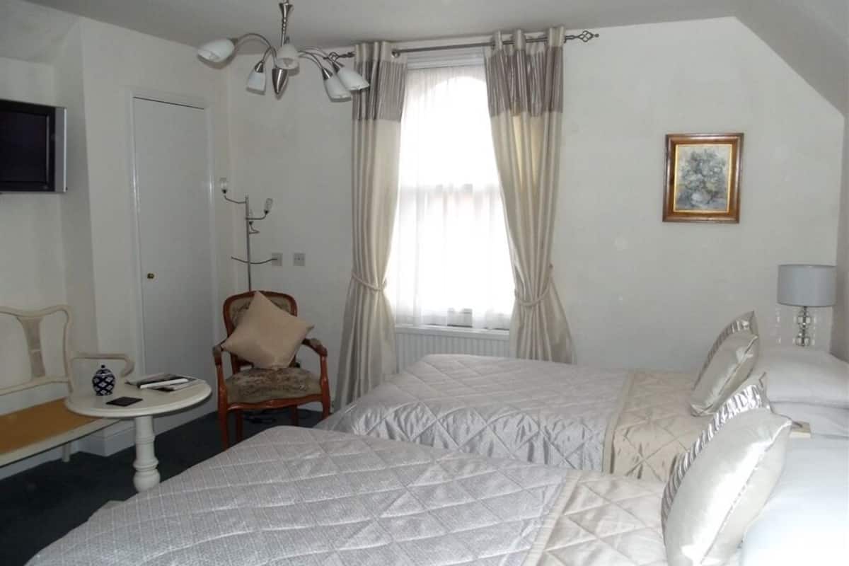 double room, ensuite