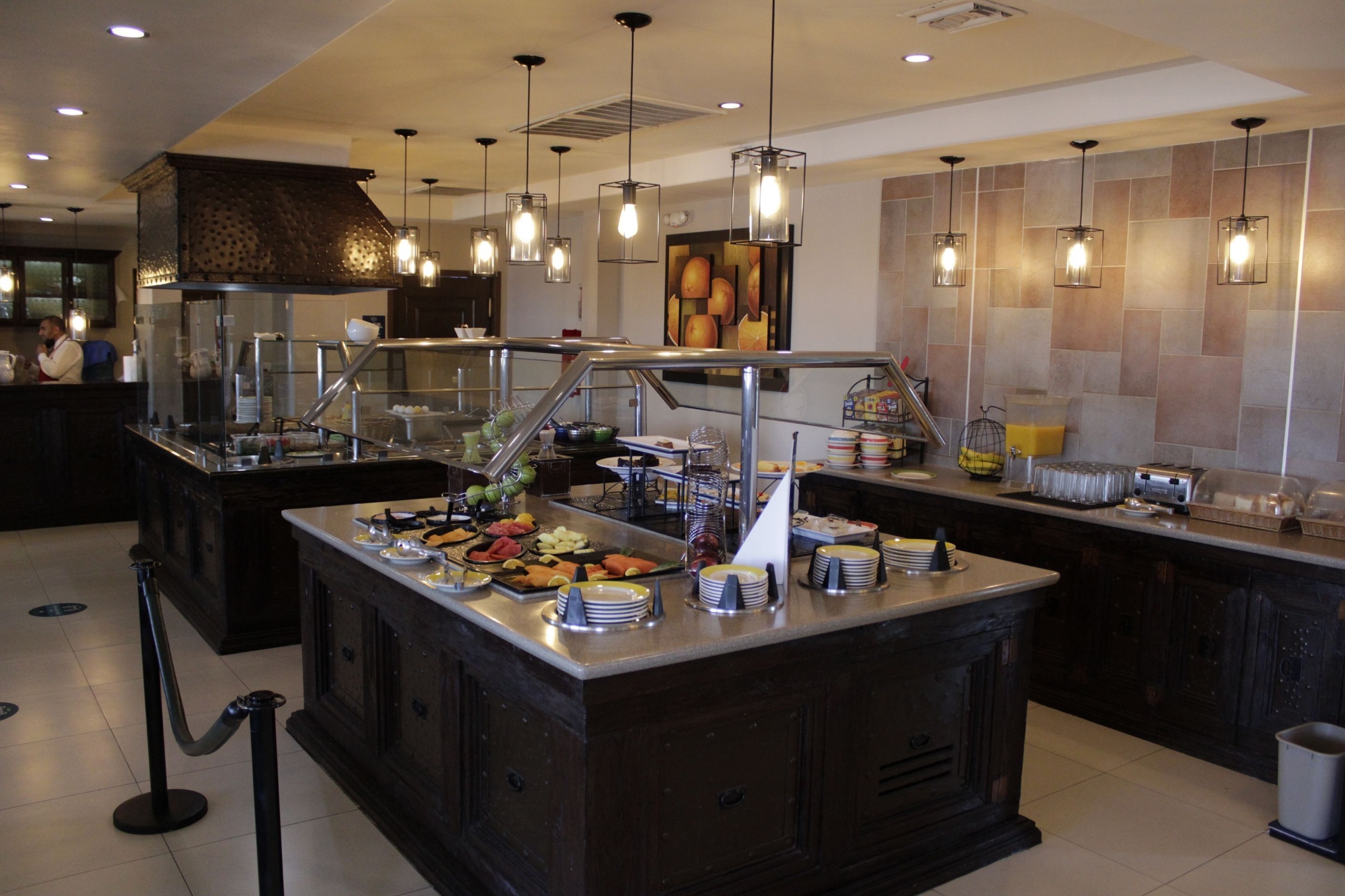 breakfast, lunch, dinner served; al fresco dining