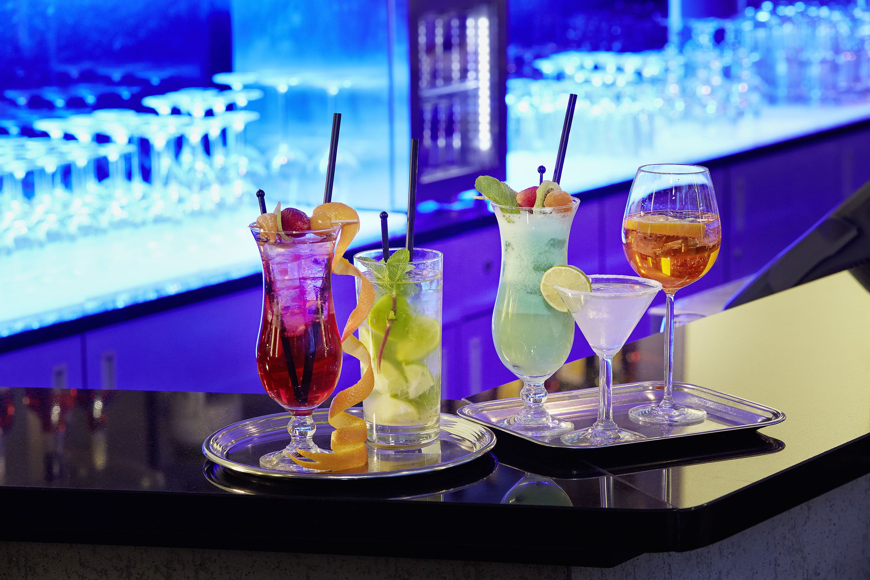 al fresco dining, open selected days