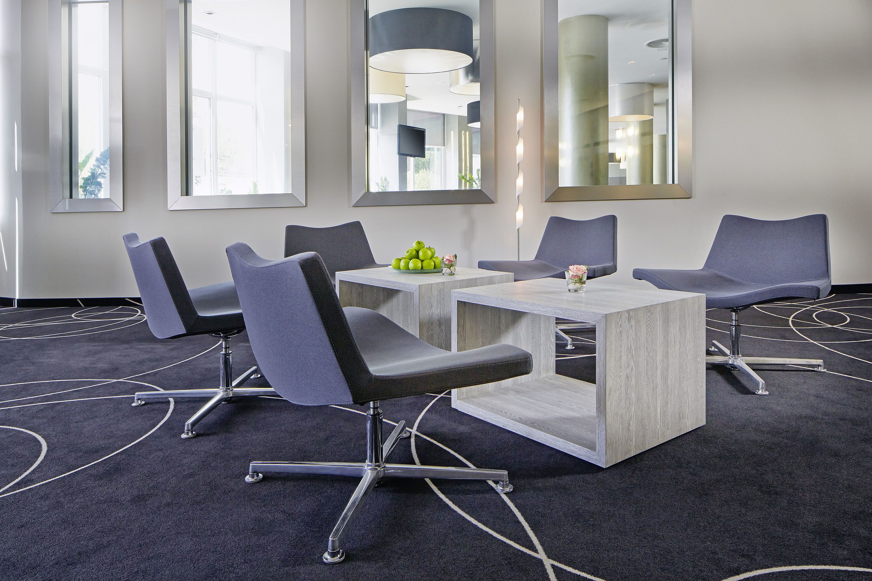 로비 좌석 공간