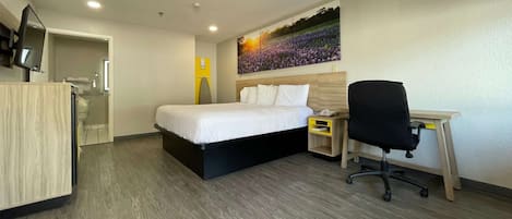 Room, 1 King Bed, Non Smoking | Individually furnished, desk, laptop workspace, blackout curtains