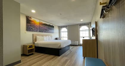 Days Inn by Wyndham Near Seaworld San Antonio