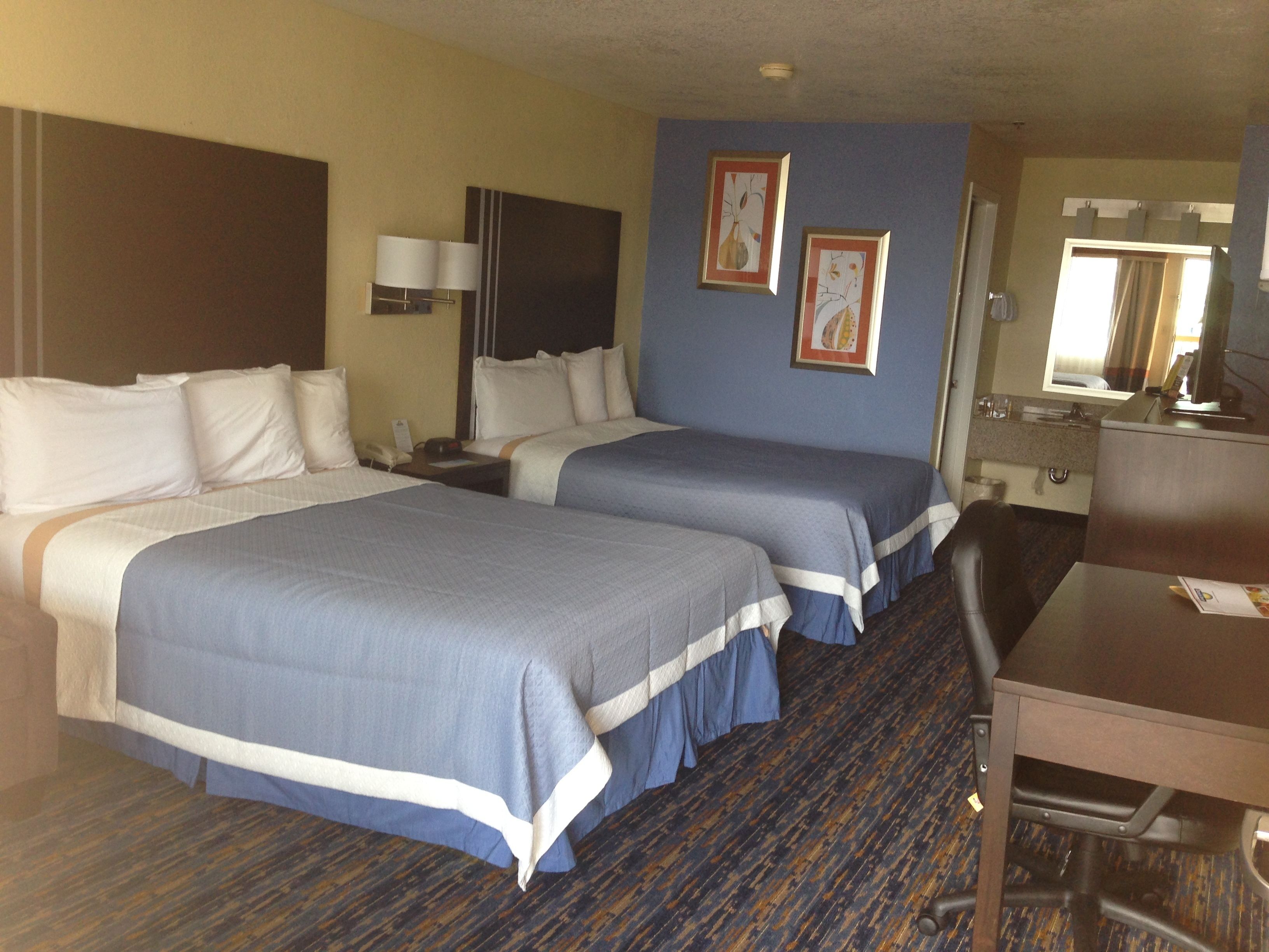 Foto - Days Inn by Wyndham Near Seaworld San Antonio