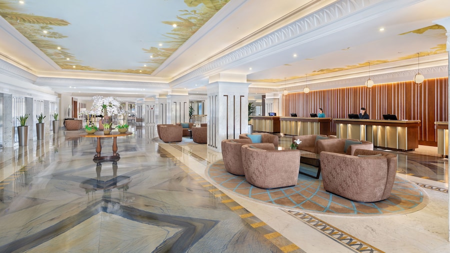 JA Beach Hotel, Dubai