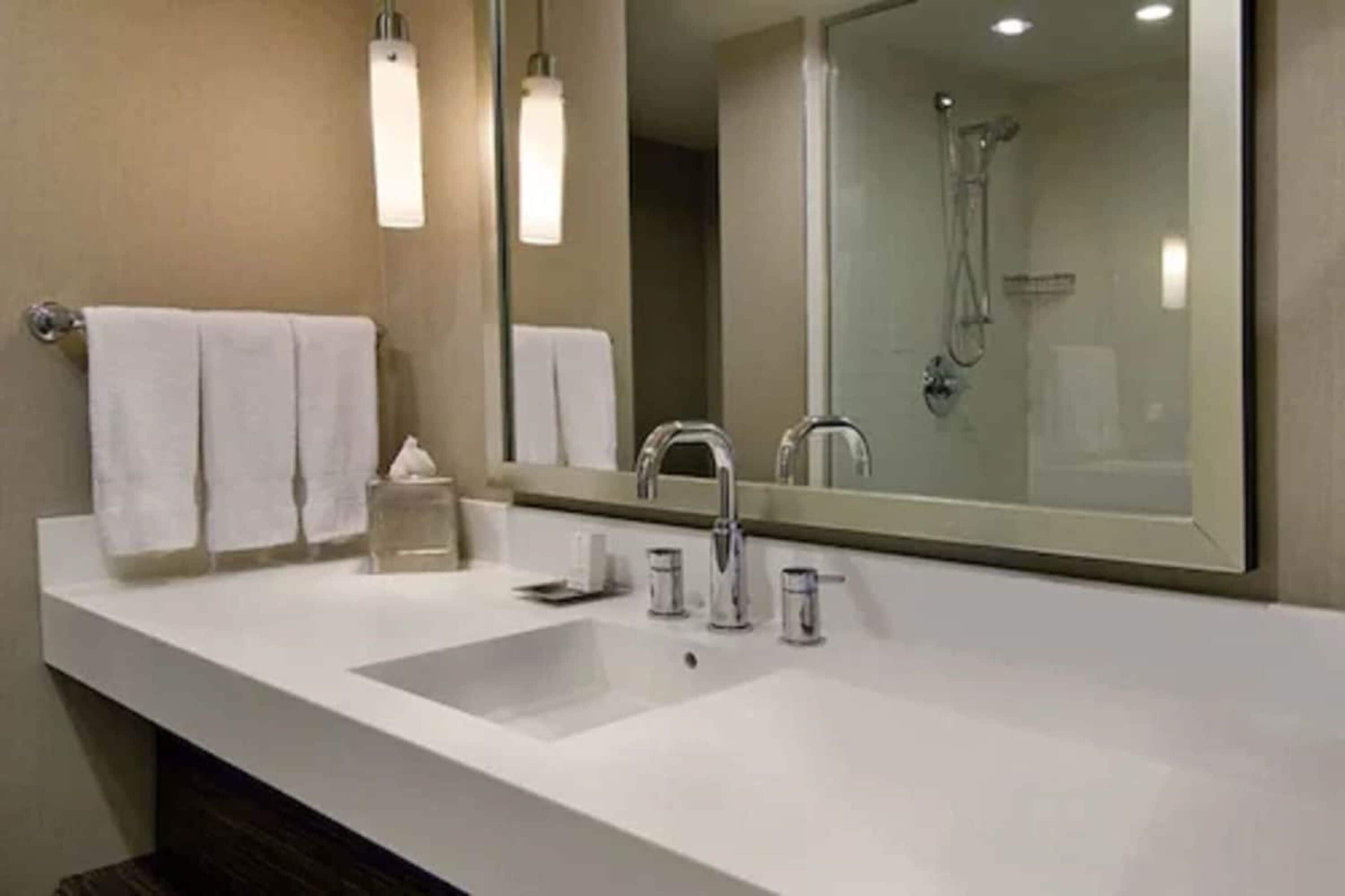 Foto - Hilton Toronto Airport Hotel & Suites