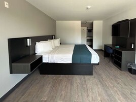 Cortinas blackout, tabla de planchar con plancha y wifi gratis 