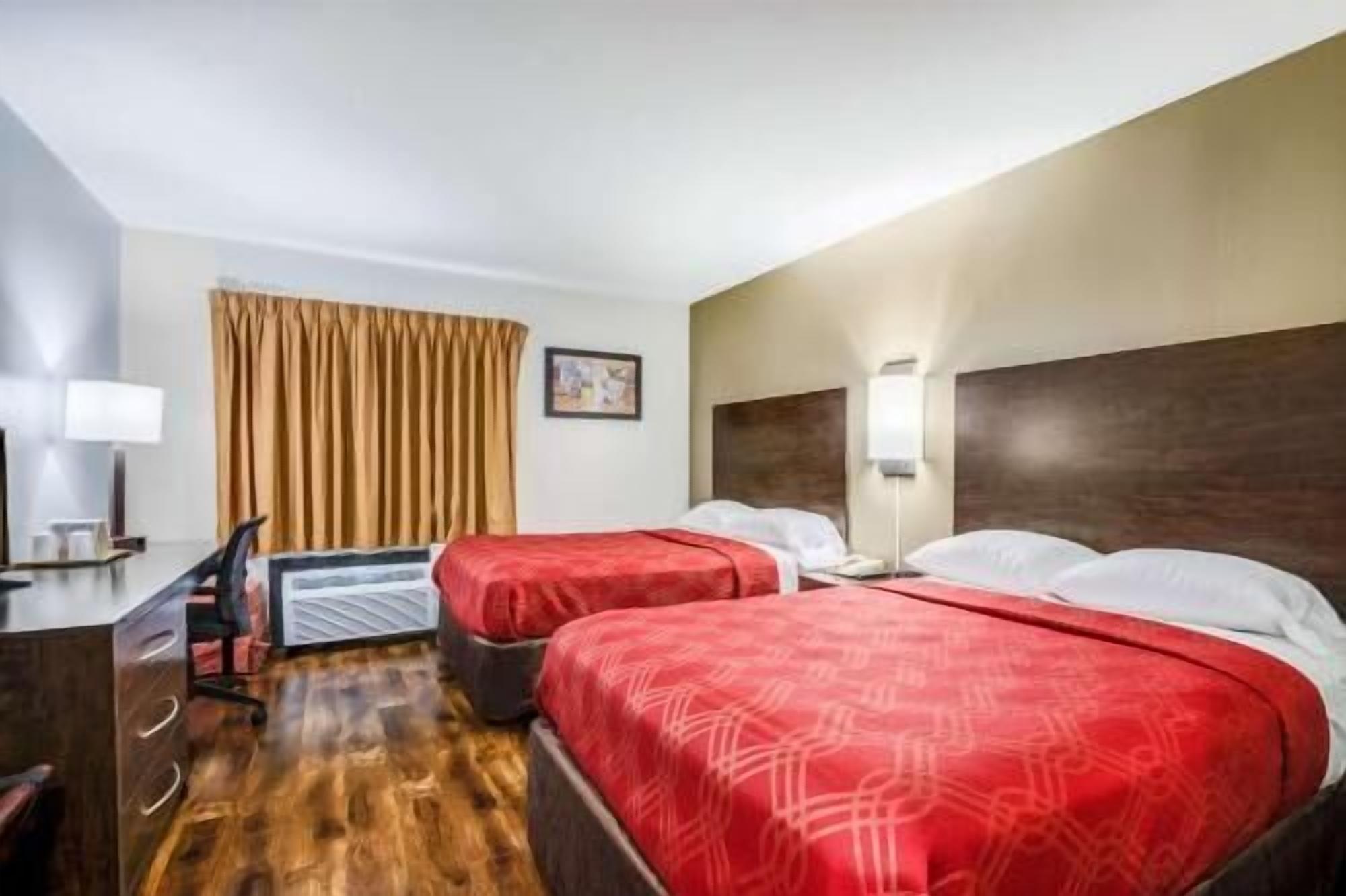 In-room safe, individually decorated, individually furnished, desk