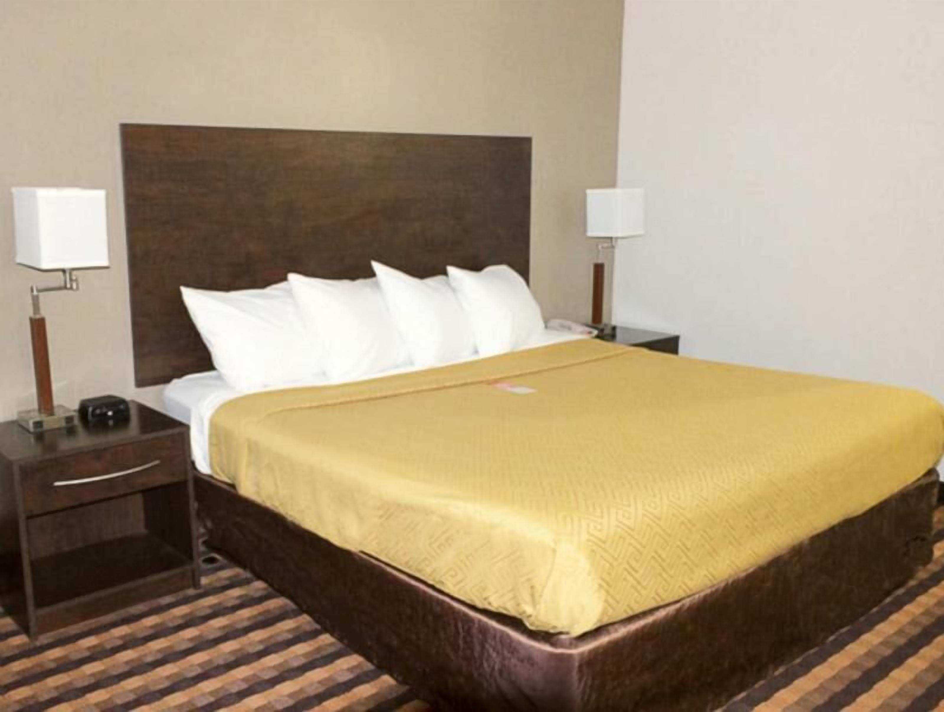 In-room safe, individually decorated, individually furnished, desk