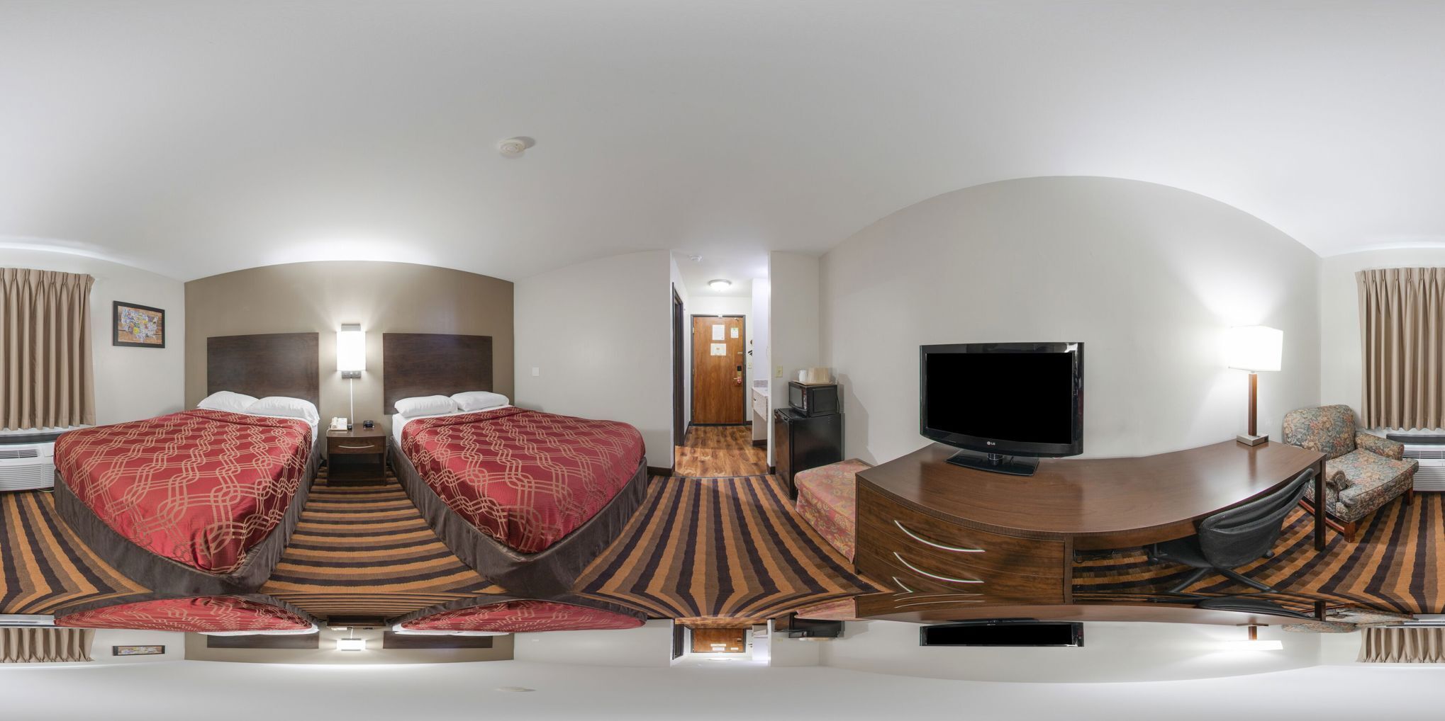 In-room safe, individually decorated, individually furnished, desk