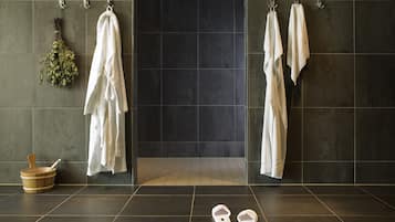 Sauna, kropsbehandlinger, aromaterapi, hot stone-massage, svensk massage