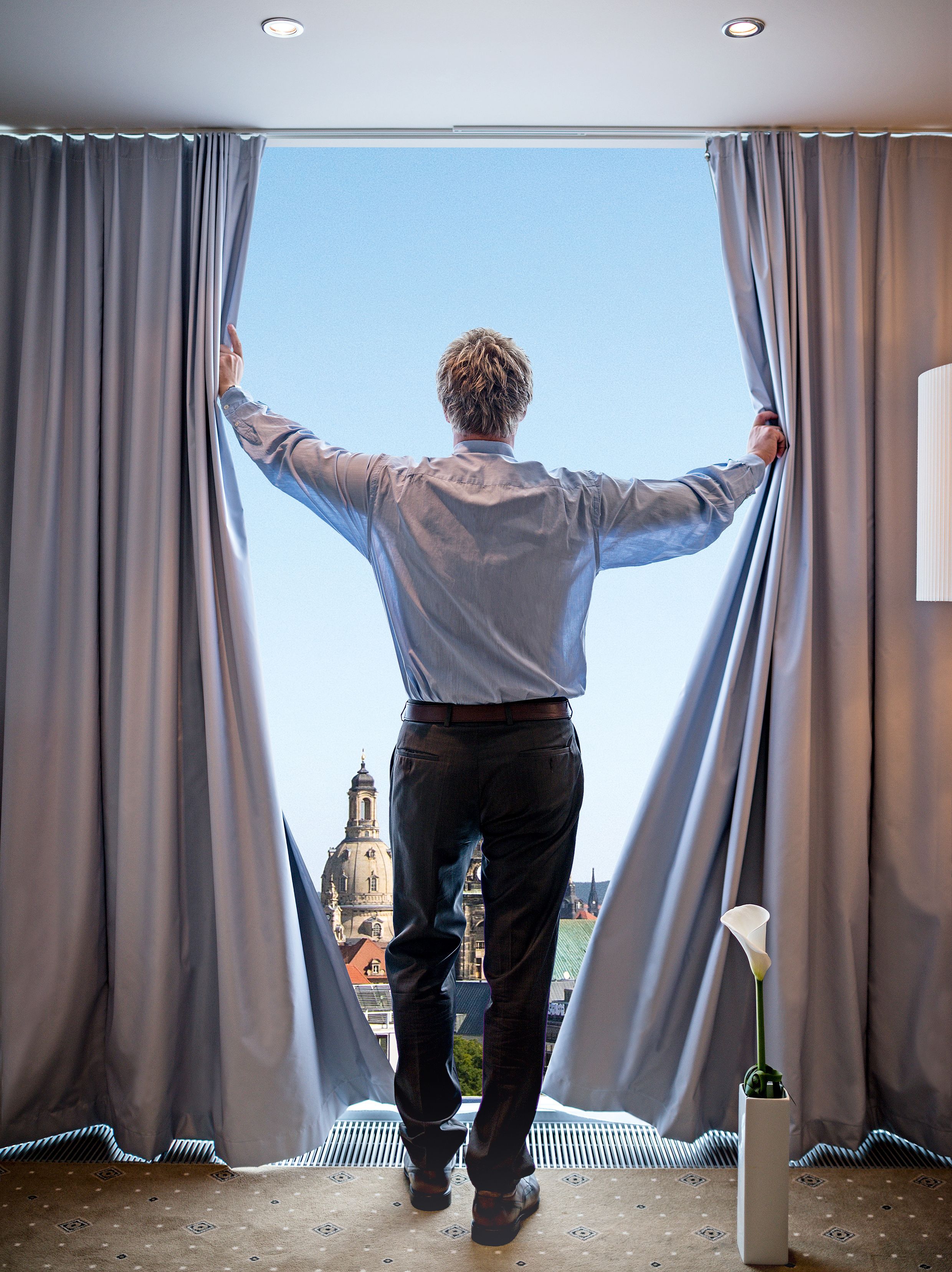 premium bedding, pillow-top beds, in-room safe, desk