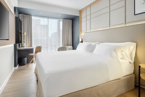Premium bedding, pillowtop beds, in-room safe, desk - Barceló Dresden Newa (Dresden)