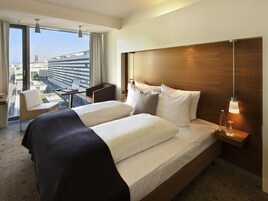 Premium bedding, pillowtop beds, in-room safe, desk