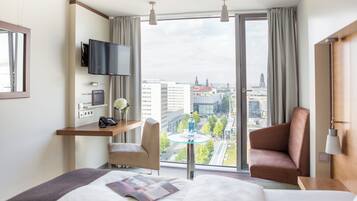 Deluxe-Zimmer | Hochwertige Bettwaren, Pillowtop-Betten, Zimmersafe, Schreibtisch