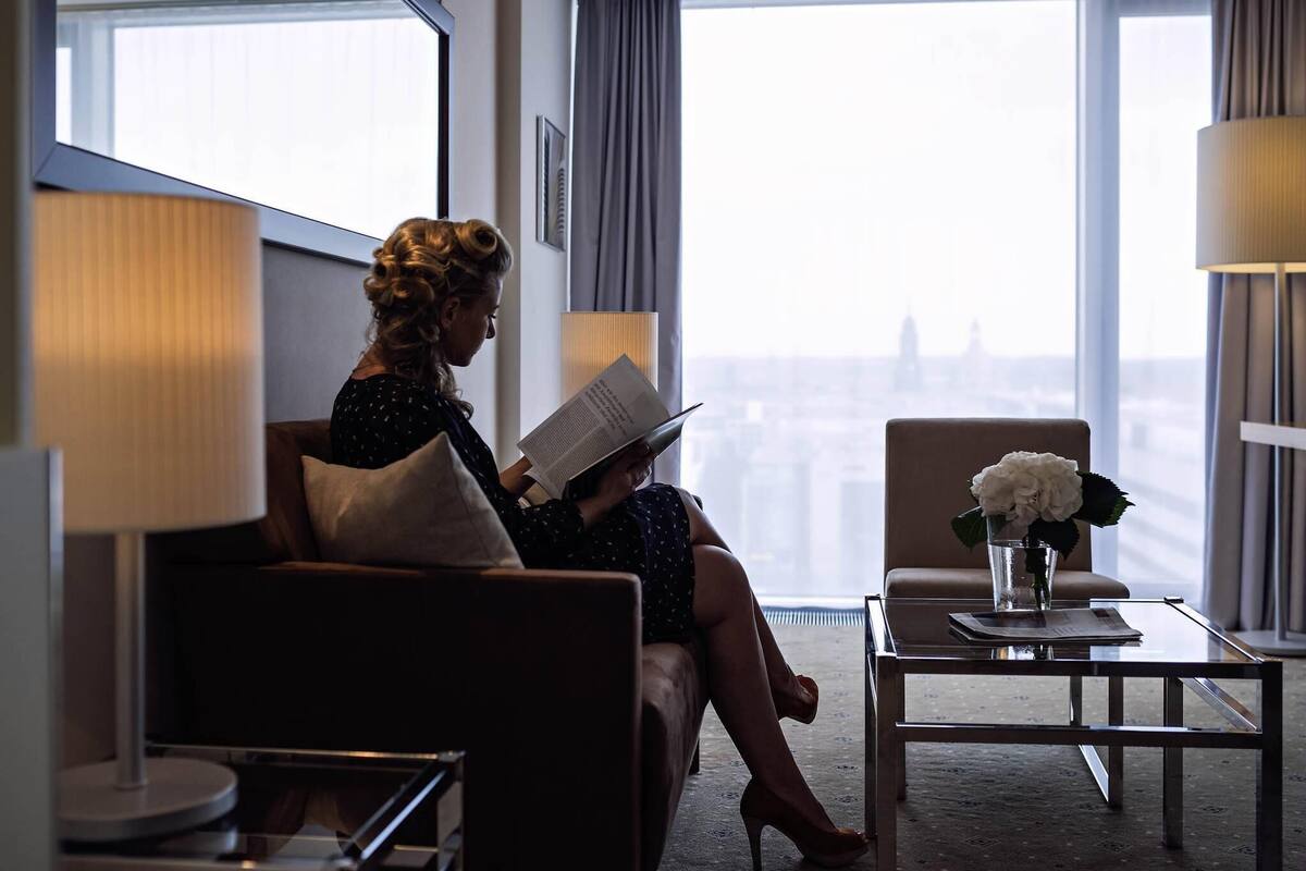 premium bedding, pillow-top beds, in-room safe, desk