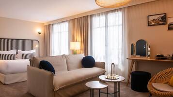 Junior Double or Twin Room | Egyptian cotton sheets, premium bedding, minibar, in-room safe
