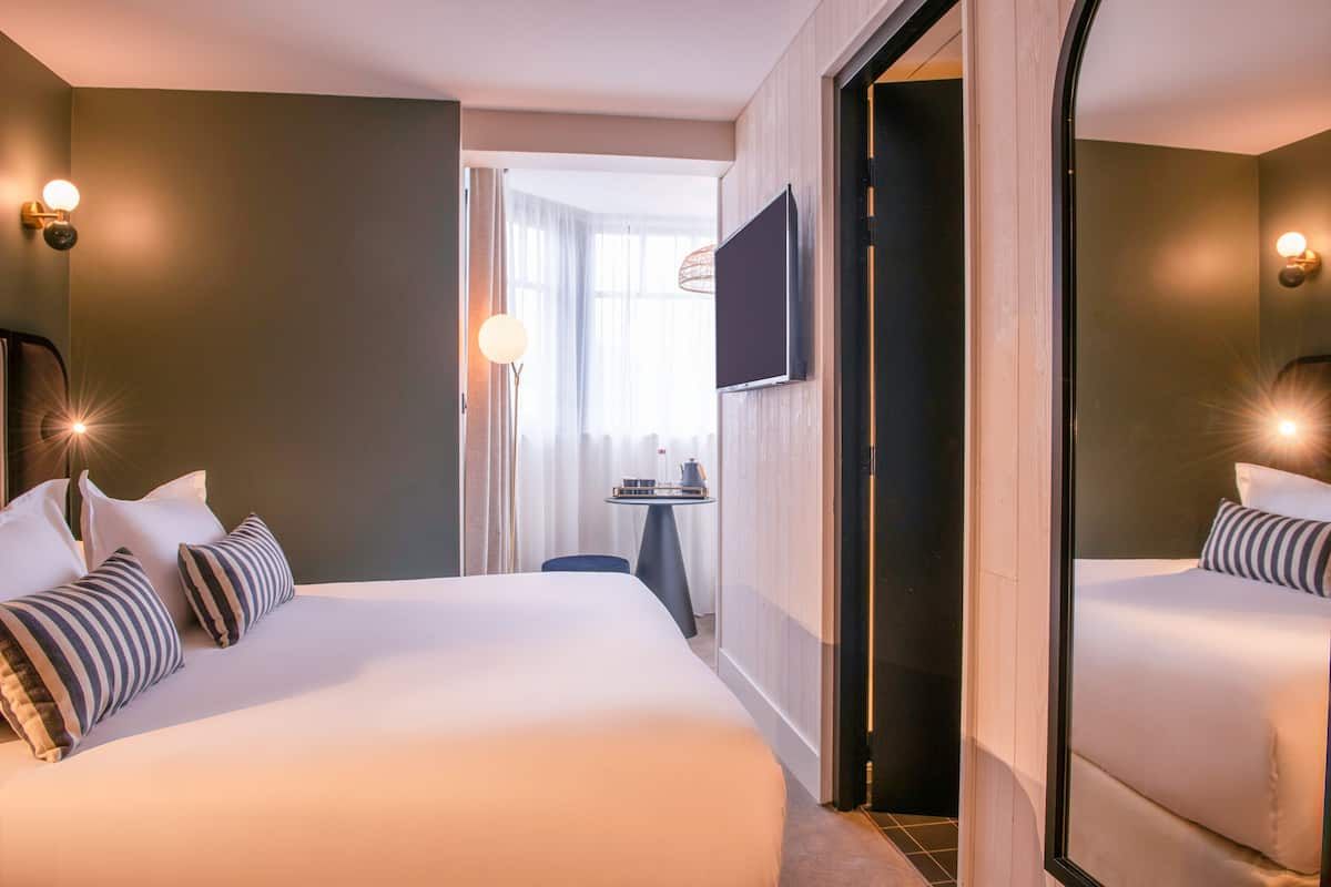 Classic Double Room | Egyptian cotton sheets, premium bedding, minibar, in-room safe