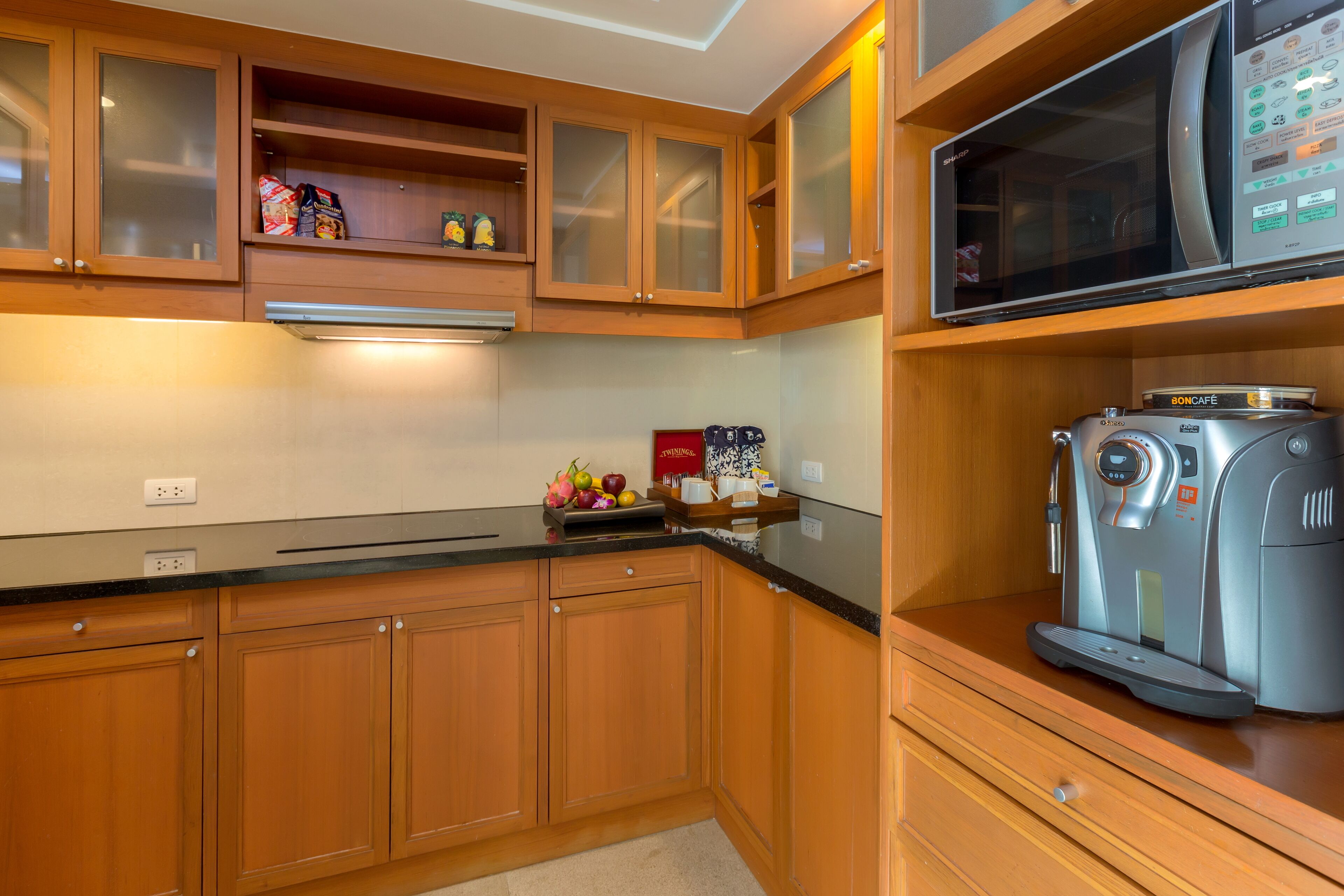 coffee/tea maker, electric kettle