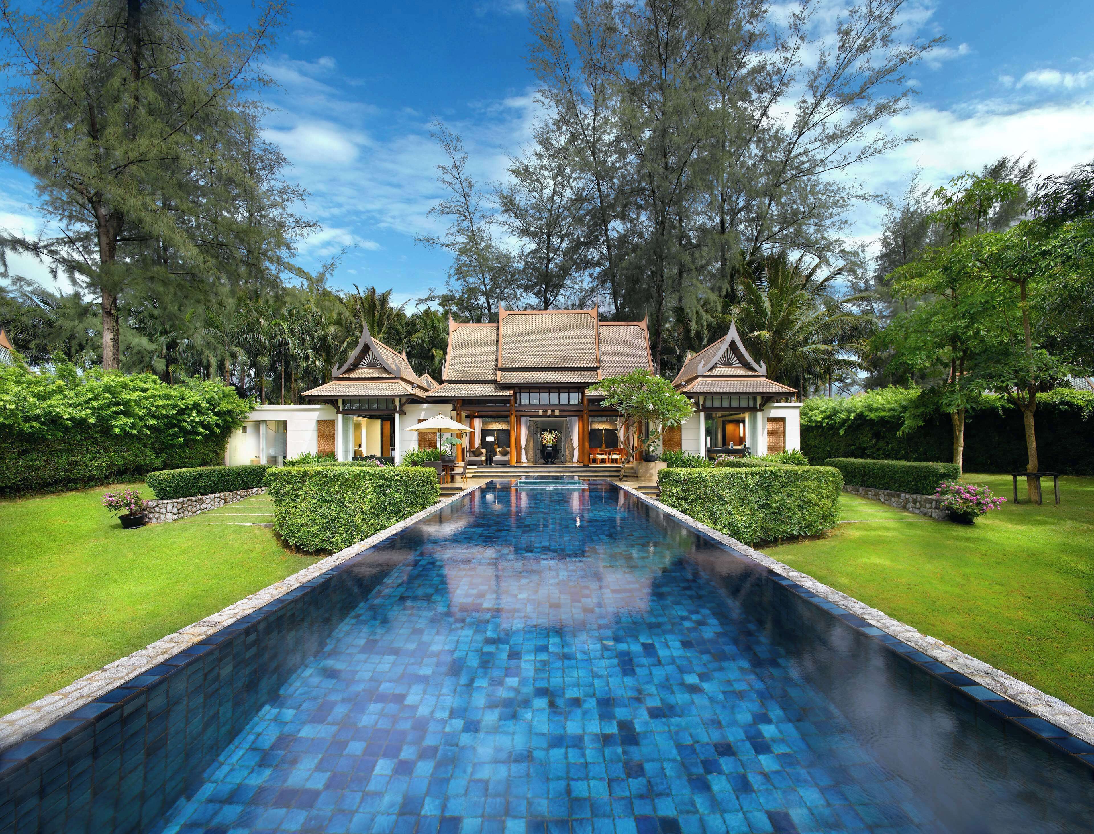 One Bedroom Double Pool Villa
