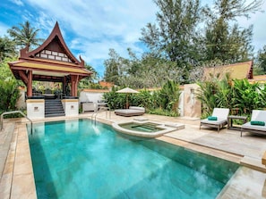 Serenity Three Bedroom Pool Residence | 2 室のベッドルーム、エジプト綿のシーツ、高級寝具、ミニバー