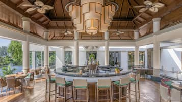 2 bars/lounges, poolside bar