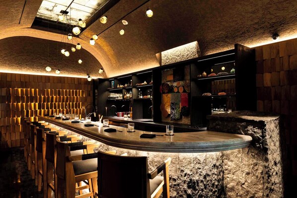 3 restaurants, Italian cuisine