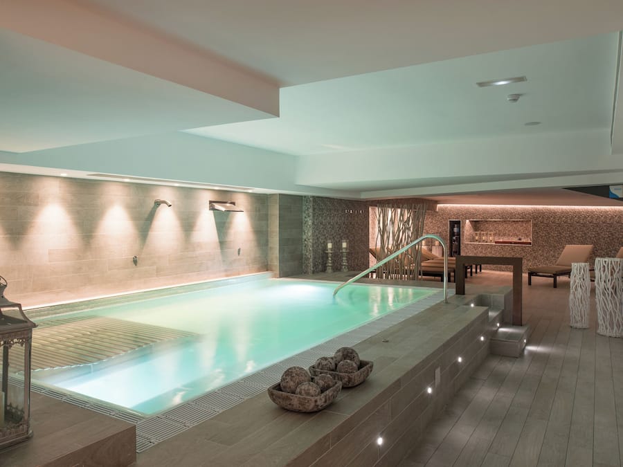 Banheira de hidromassagem, banho turco/hammam, tratamentos corporais