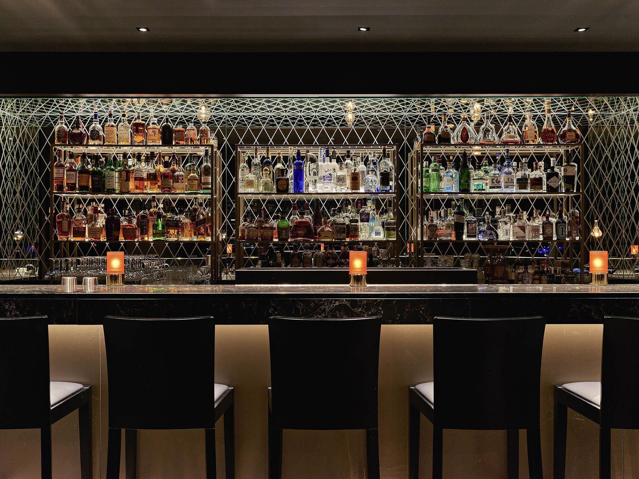 Bar (in der Unterkunft)