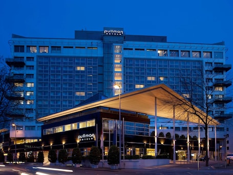 Exterior. Pullman Cologne