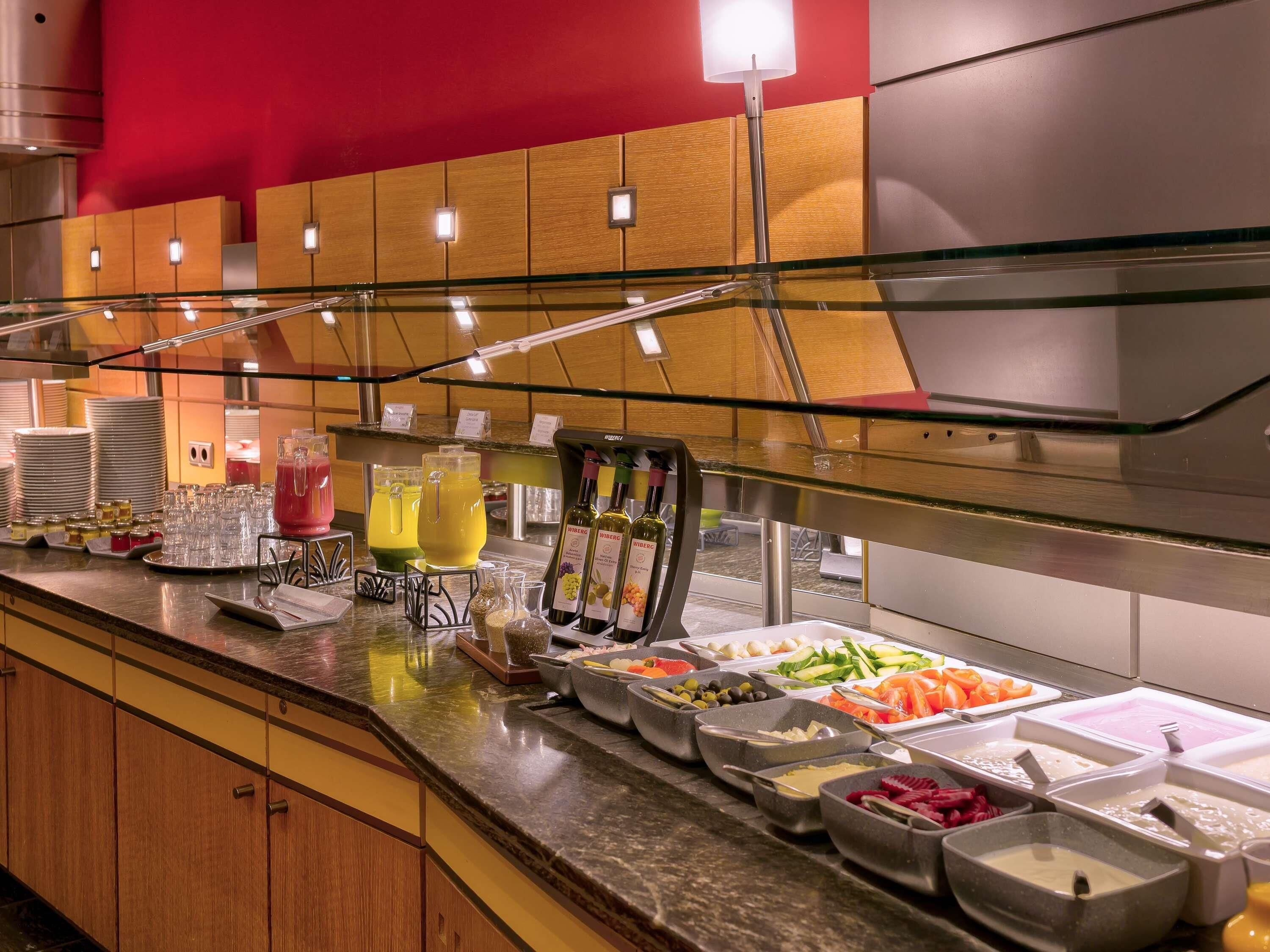Daily buffet breakfast for a fee