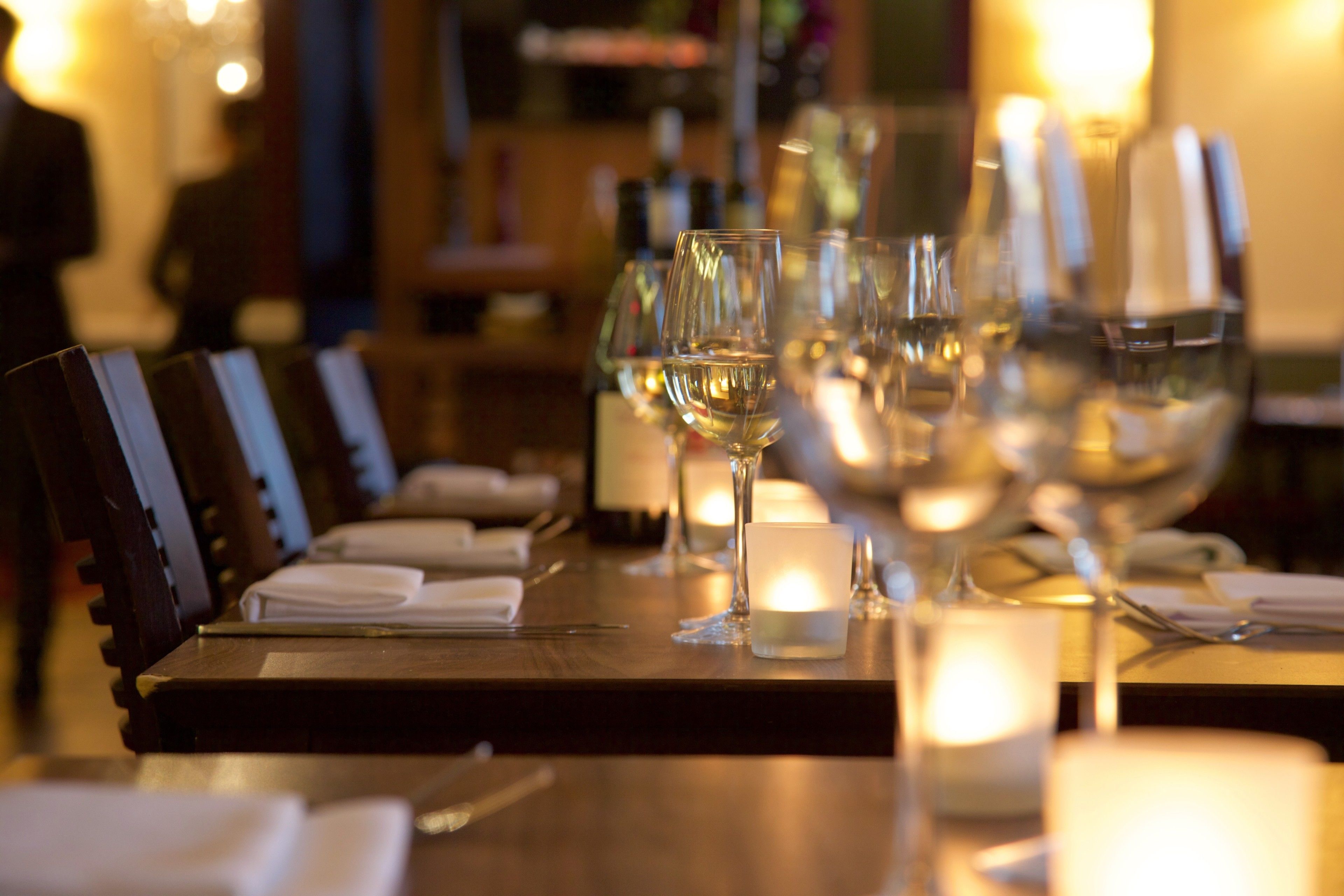 Lunch and dinner served