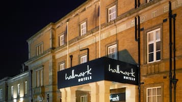 Façade de l’hébergement - soirée/nuit