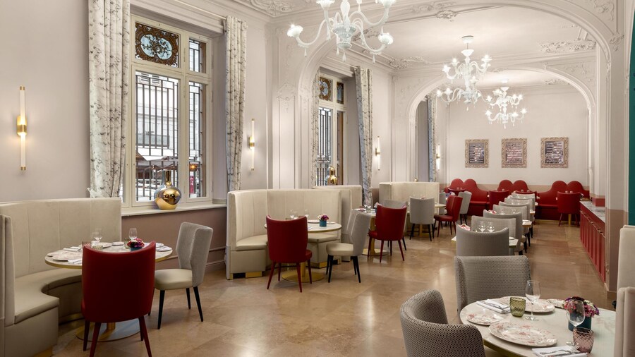 Anglo American Hotel Florence, Curio Collection by Hilton