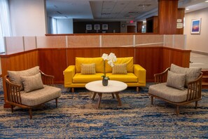 Lobby-Lounge