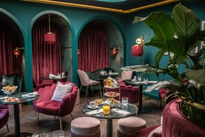 Dining - Fuerst Metternich (Vienna)