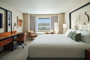 Premium bedding, in-room safe, desk, laptop workspace