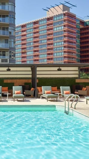 Outdoor pool, cabanas (surcharge)