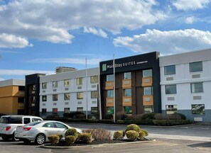 Front of property - Quality Inn Lexington -Horse Park (Lexington)