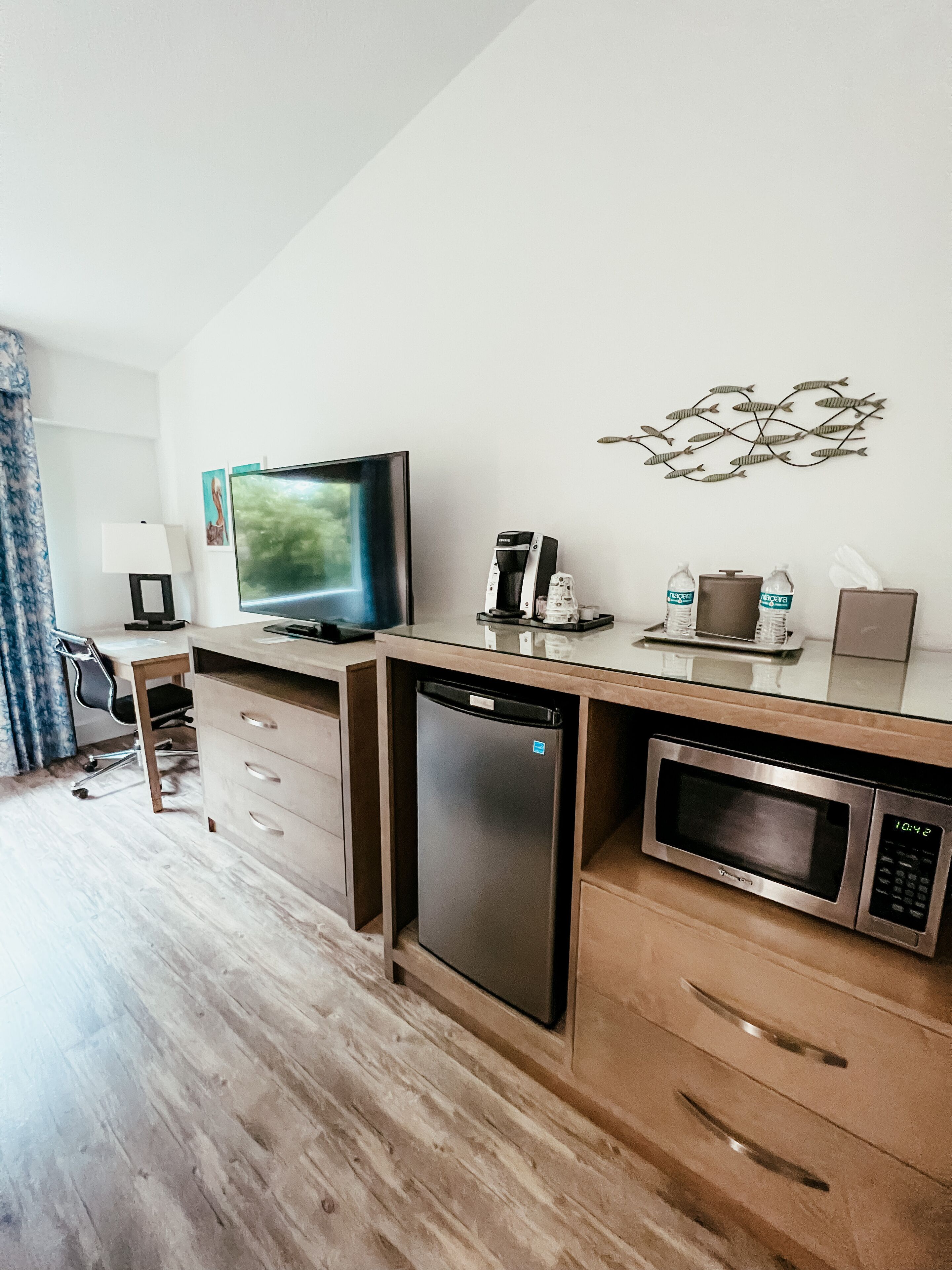 1 bedroom, in-room safe, desk, laptop workspace