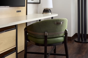 Premium bedding, down comforters, pillowtop beds, in-room safe at Hyatt Regency Washington on Capitol Hill