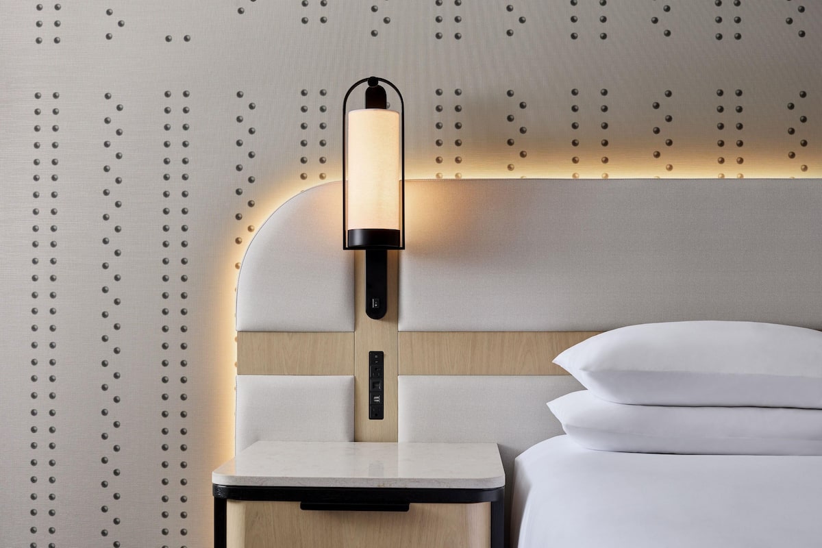 1 chambre, literie de qualité supérieure, couette en duvet d'oie