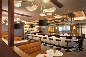 Lobby-Lounge
