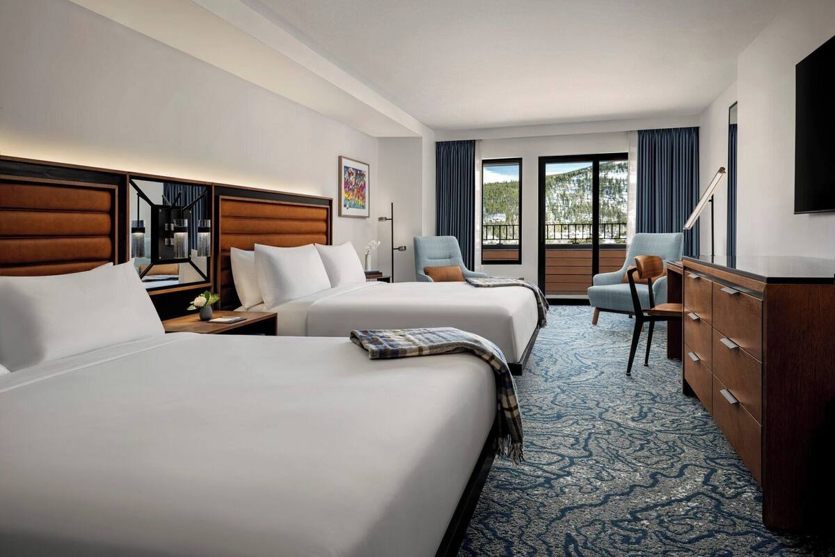 Premium bedding, in-room safe, desk, blackout curtains