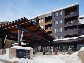 Exterior - Hotel Alpenrock Breckenridge, Curio Collection by Hilton (Breckenridge)