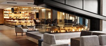 Hotel Alpenrock Breckenridge, Curio Collection by Hilton