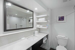 Articles de toilette gratuits, sèche-cheveux